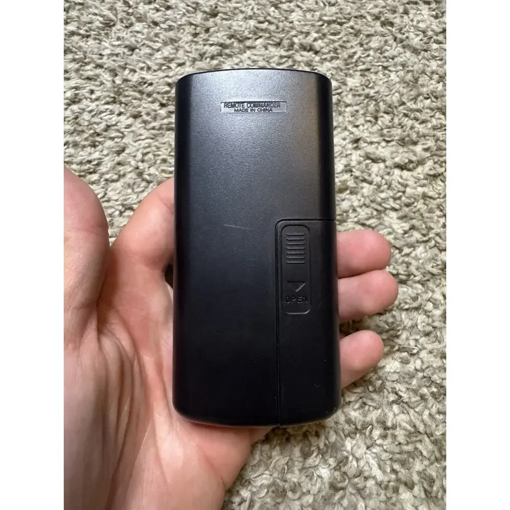 Sony DCR-TRV530 Digital8 Camcorder Complete Kit Tested Remote Light Bag